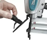 Clavadora Neumática 5/8" 2" Calibre 18 Makita AF506 - Imagen 6