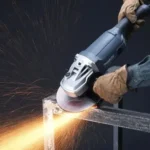 Esmeril Angular Makita M9000g Mt 7'' 2000w Color Gris - Imagen 2