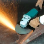 Amoladora Angular 9" 2200W 6600 rpm Makita MT M0921B - Imagen 4